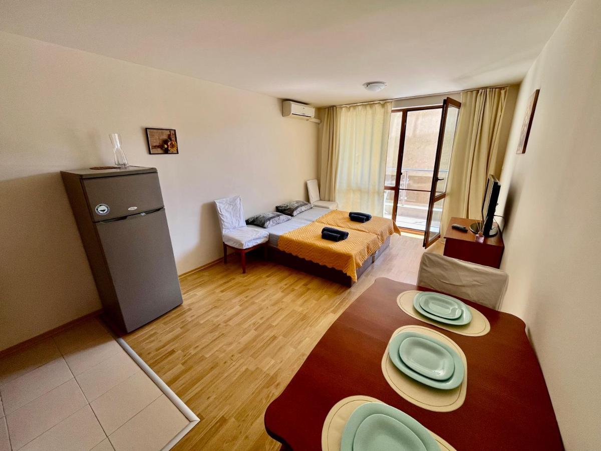 Alexandr Apartments Vigo Несебър Екстериор снимка