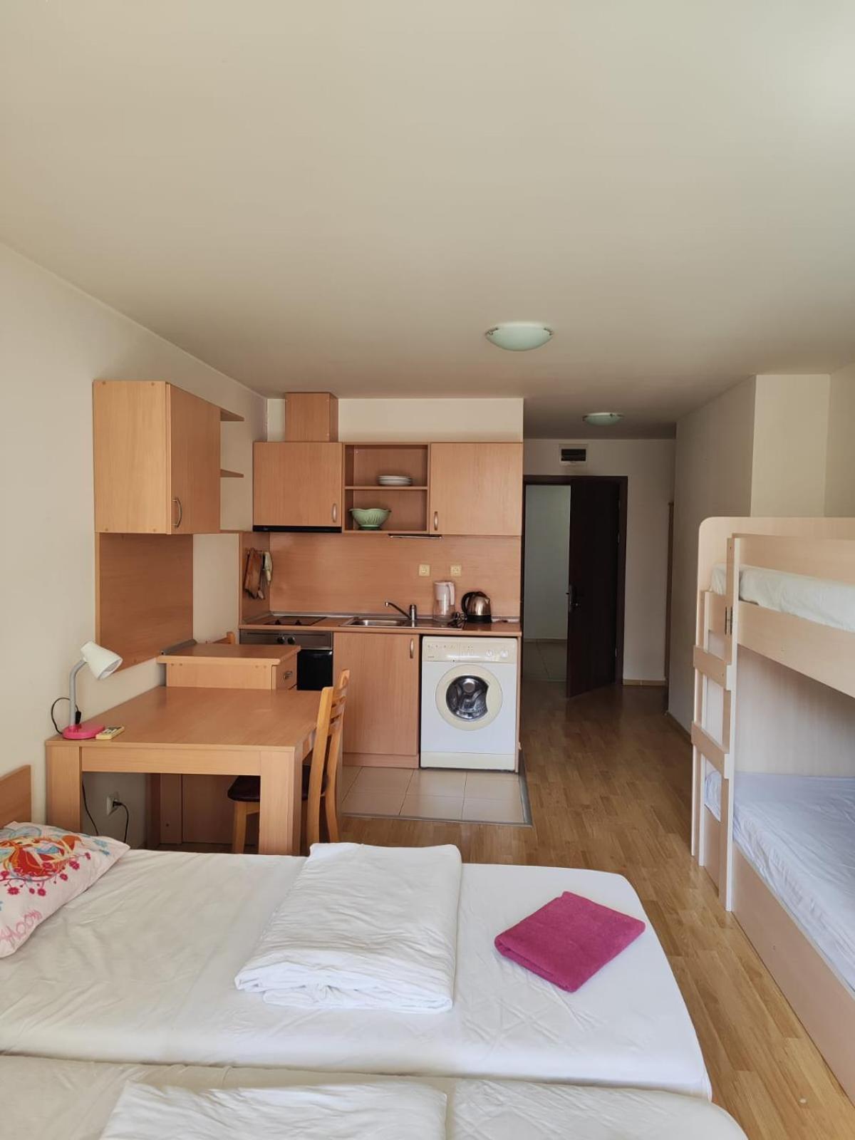 Alexandr Apartments Vigo Несебър Екстериор снимка